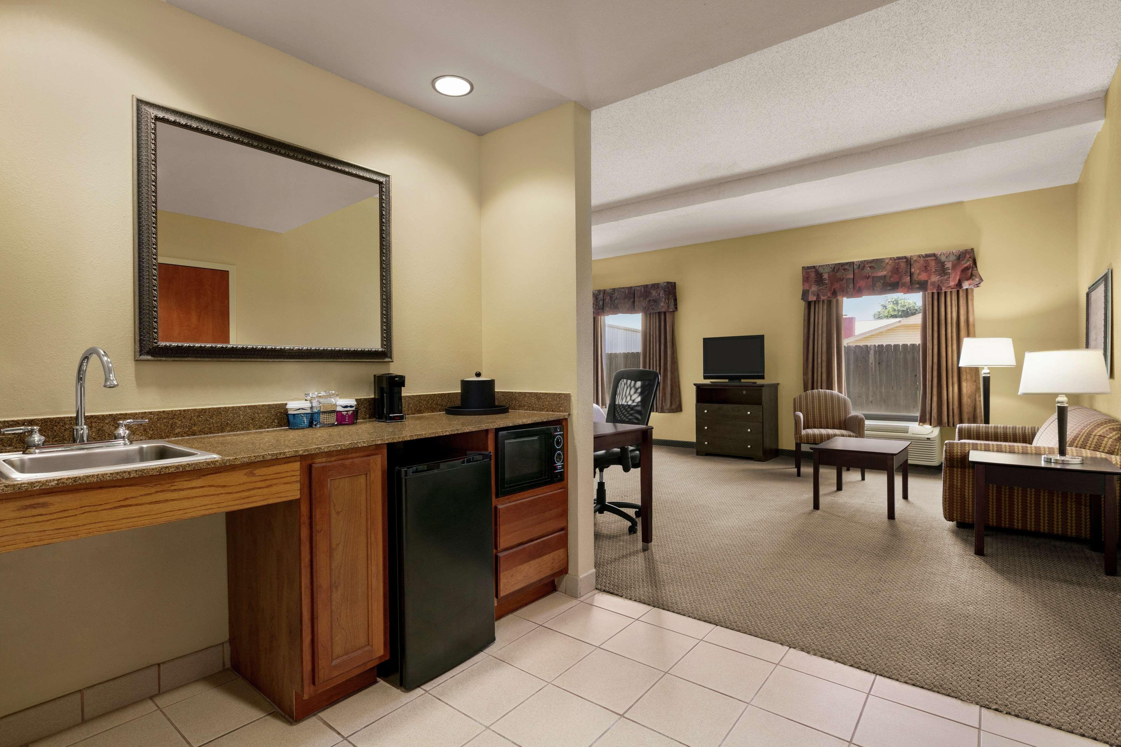Hampton Inn & Suites Lawton Buitenkant foto