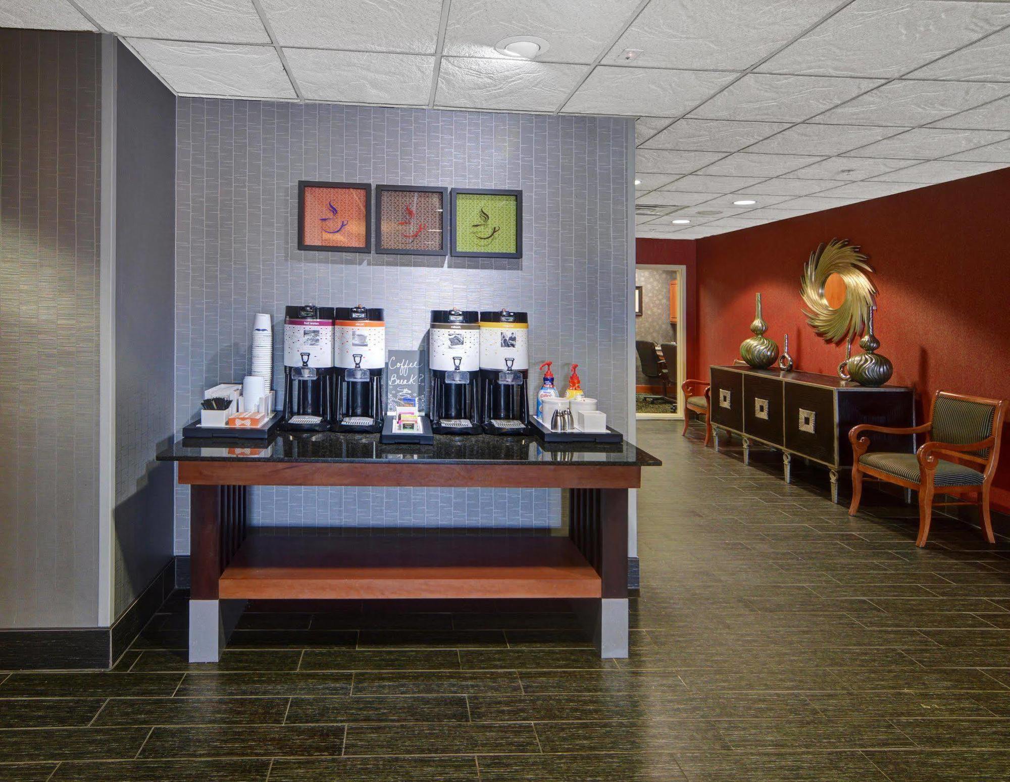 Hampton Inn & Suites Lawton Buitenkant foto