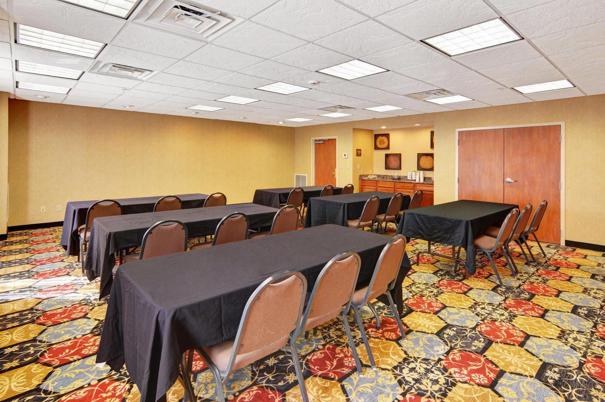Hampton Inn & Suites Lawton Buitenkant foto